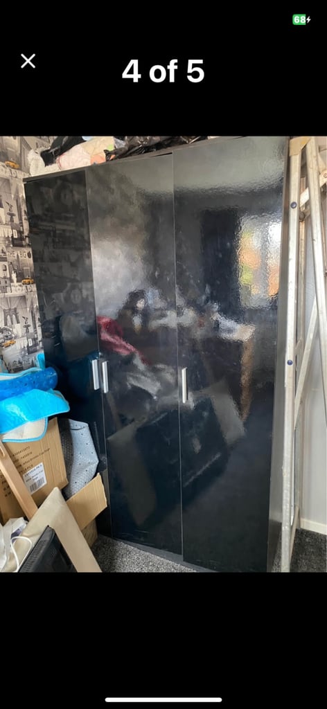 image for Wardrobe triple black gloss 