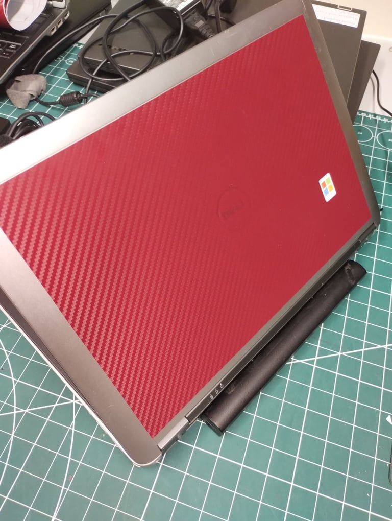 Windows 11, 16GB RAM, i5, 120GB SSD + 320GB HDD, Webcam, DVD, HDMI. Backlit. MS OFFICE Dell Laptop