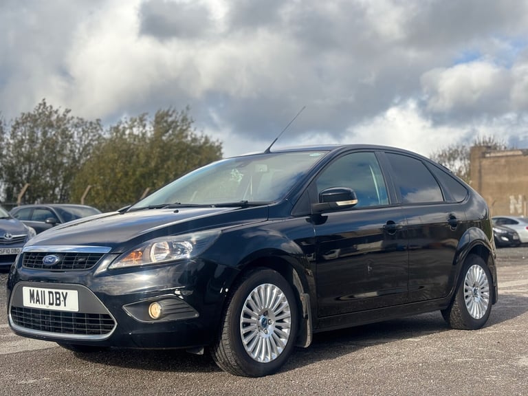 image for 2011 Ford Focus 1.6 Titanium 5dr HATCHBACK Petrol Manual