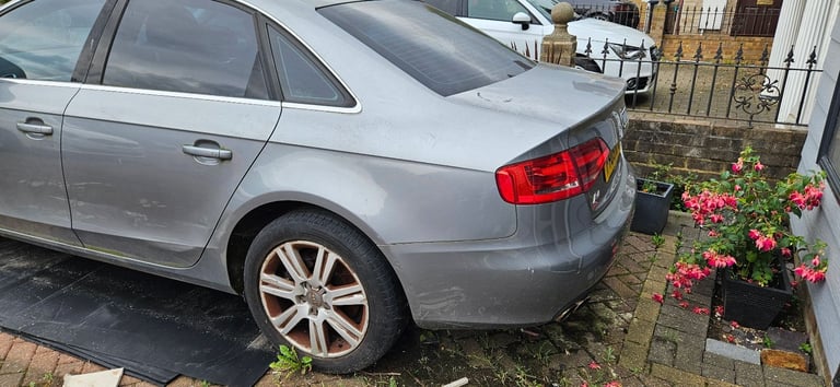Audi, A4, Saloon, 2009, Semi-Auto, 1798 (cc), 4 doors