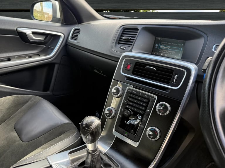 ✿2014/64 Volvo S60 2.0 D3 R Design, Black Diesel ✿GREAT SPEC ✿NICE EXAMPLE✿