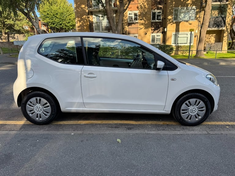 2014 Volkswagen up! 1.0 Move Up 3dr HATCHBACK Petrol Manual