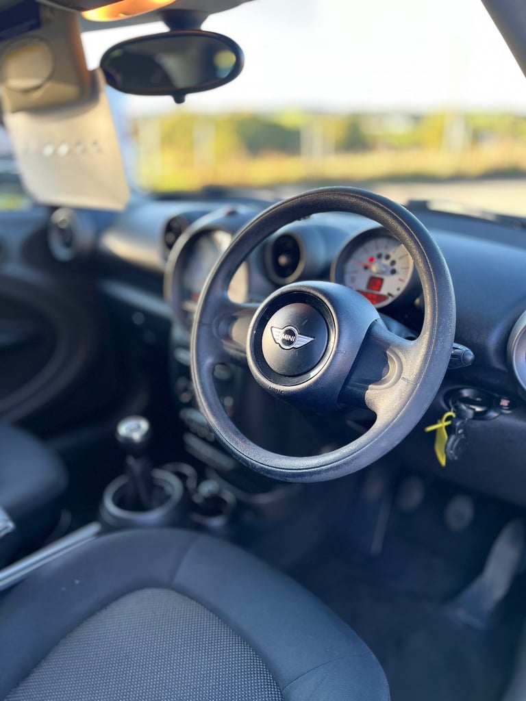 2012 Mini Countryman - Finance available & 3 months warranty included!