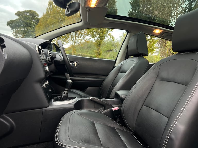 Nissan, QASHQAI, Hatchback, 2009, Manual, 1997 (cc), 5 doors