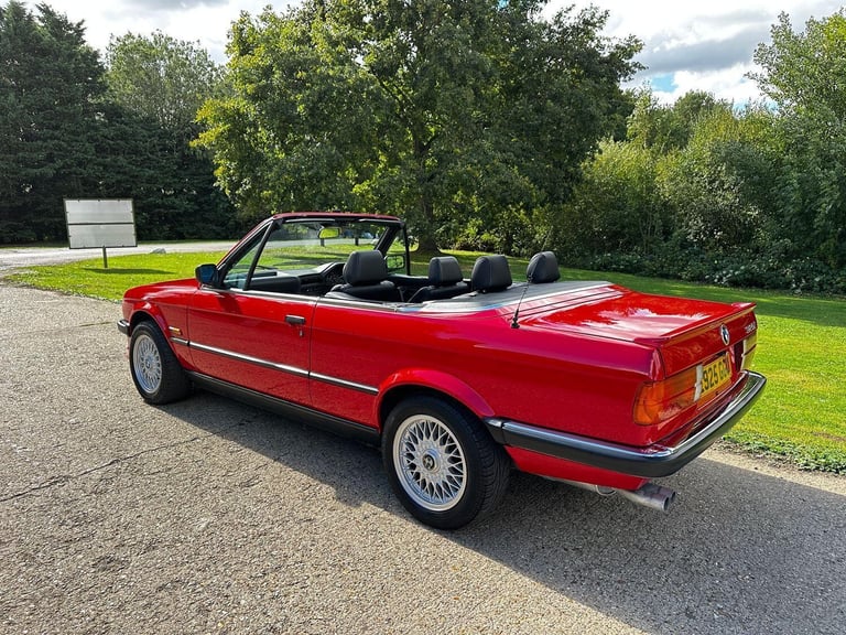 1988 (E) BMW 325i E30 Auto Convertible