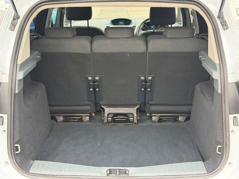 2012 Ford C-Max 1.6 Zetec 5dr MPV PETROL Manual