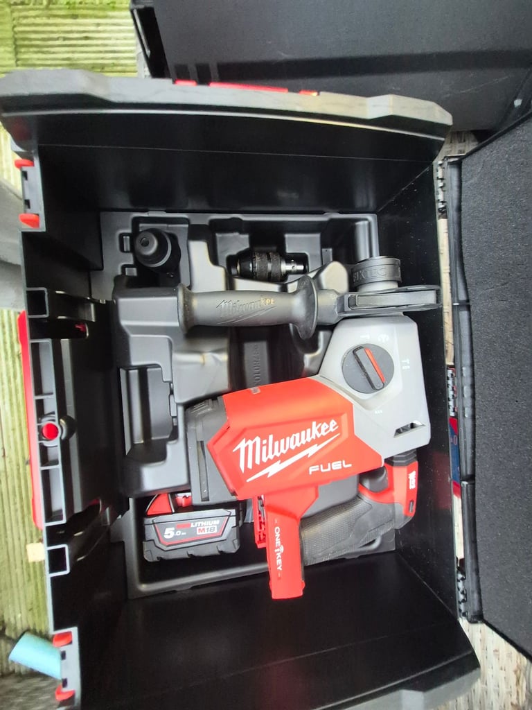 Milwaukee FUEL tool set worth 2k 