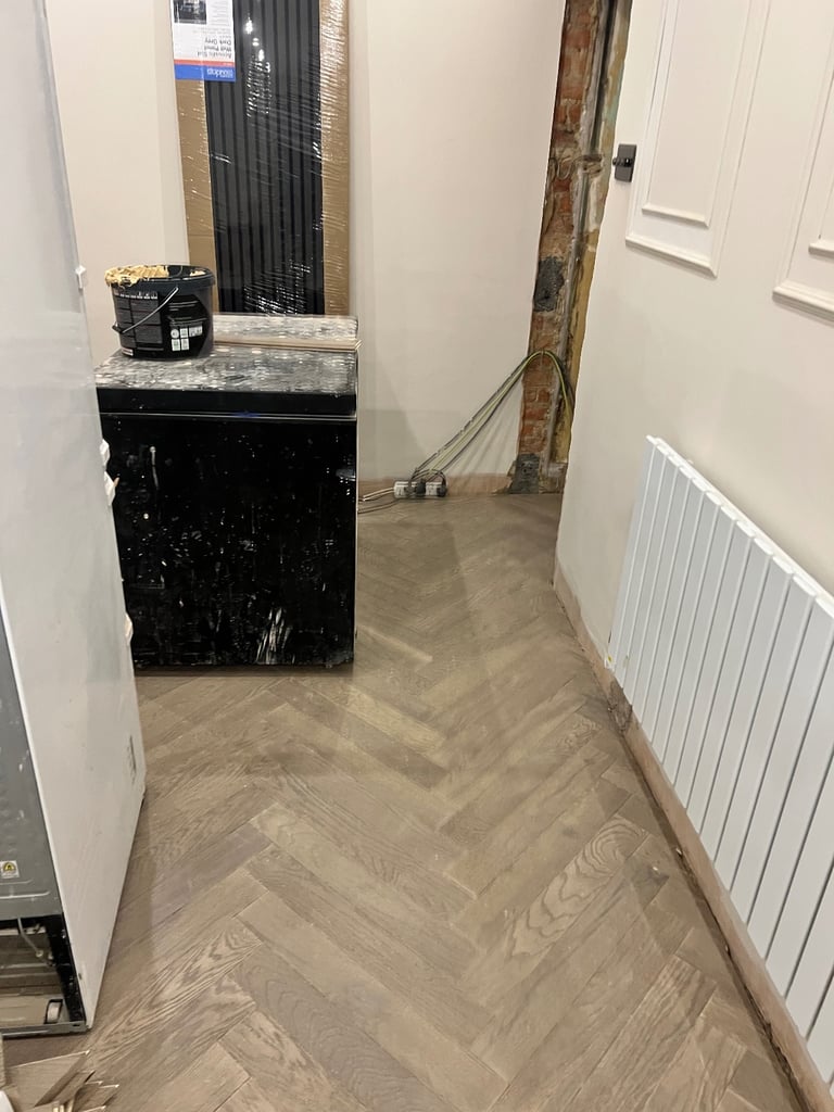 image for Floor fitter/ patio 