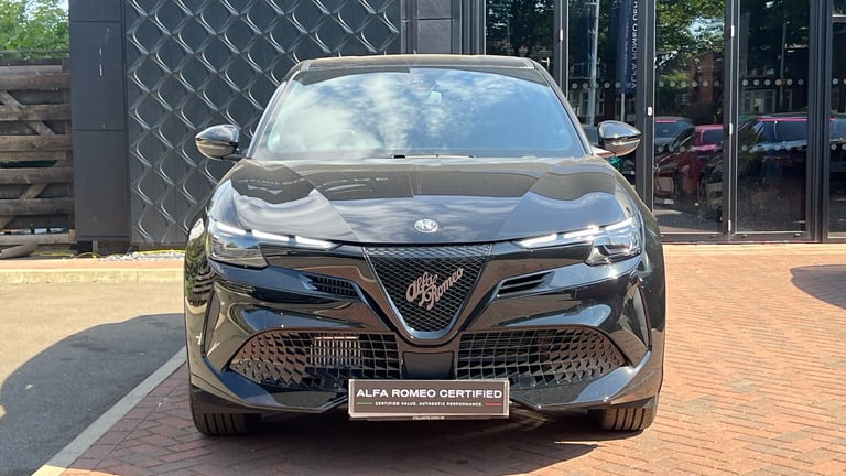 2025 Alfa Romeo Junior 1.2 MHEV Ibrida SUV 5dr Petrol Hybrid e-DCT Euro 6 (s/s) (136 ps) SUV Hybr...