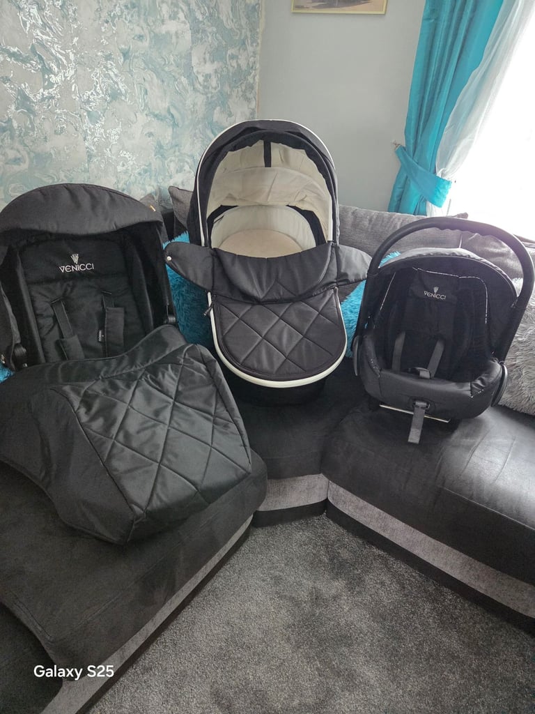 image for Venicci travel system 