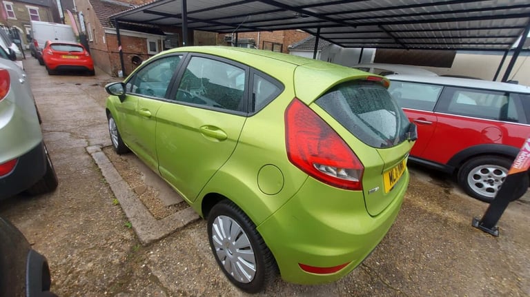 FORD FIESTA 1.4 TDCi Edge 2011