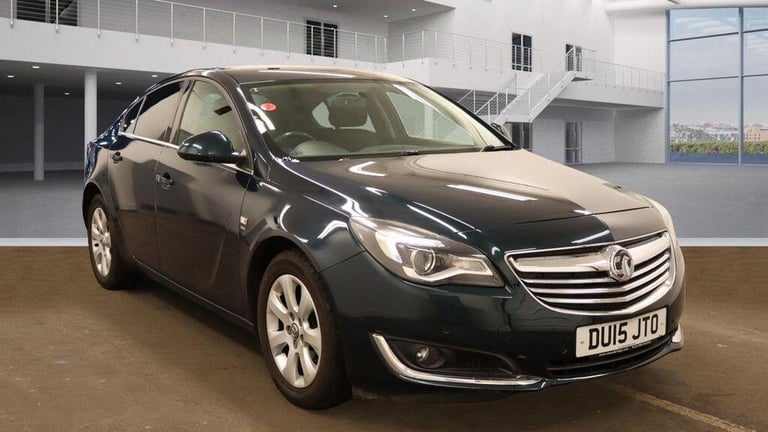  Vauxhall Insignia 1.8 16V SRi Nav Euro 5 5dr Petrol Manual
