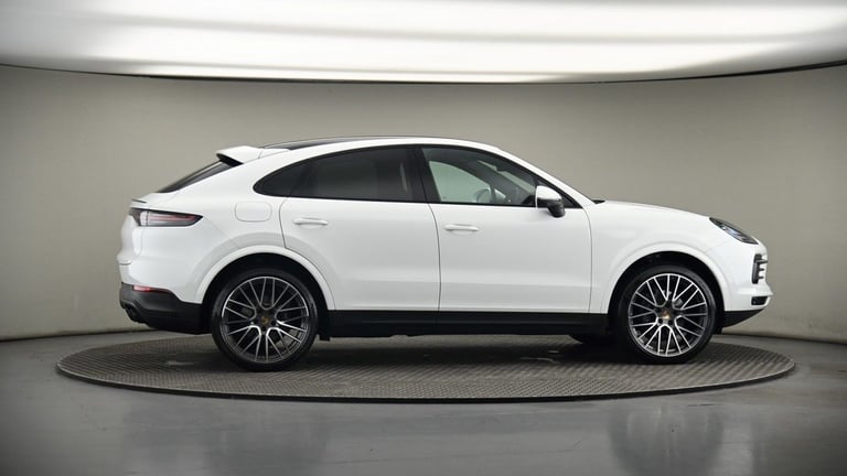 2022 Porsche Cayenne 3.0T V6 Platinum Edition TiptronicS 4WD Euro 6 (s/s) 5dr Coupe Petrol Automatic