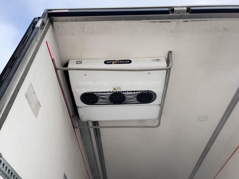 CHEREAU TWIN EVAP TRI AXLE FRIDGE TRAILER 