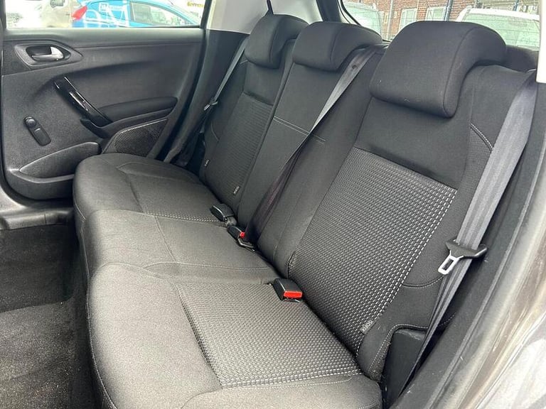2018 Peugeot 208 1.2 PureTech Allure Hatchback 5dr Petrol Manual Euro 6 (s/s) (82 ps) Hatchback P...