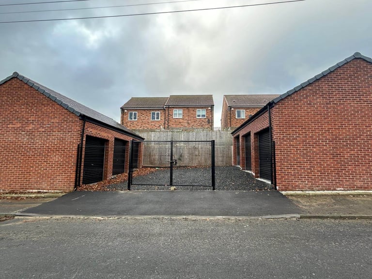 Garage to rent 