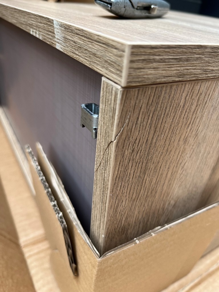 60cm wall hung shelf & 60cm single drawer wall hung unit - Oak