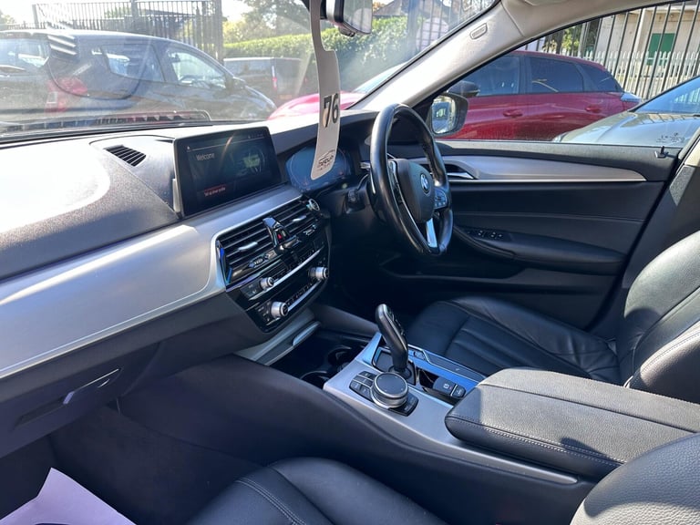 2019 BMW 5 Series 3.0 530d SE Auto xDrive Euro 6 (s/s) 4dr SALOON Diesel Automatic