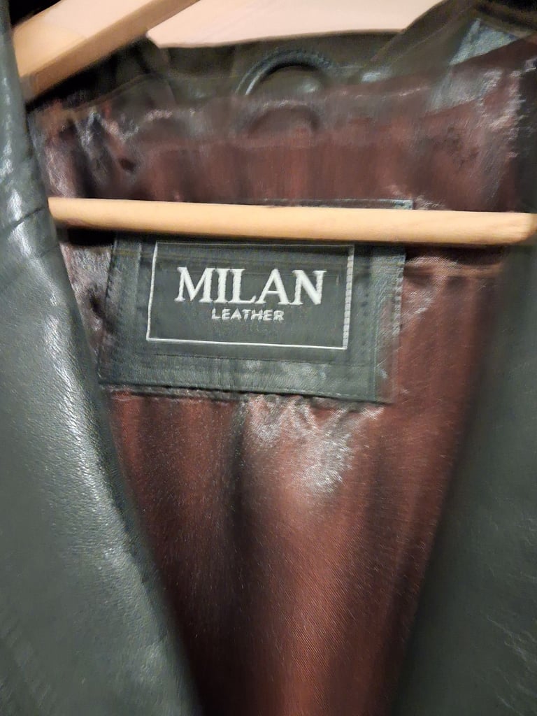 Milan Ladies Black Leather ciat size 16