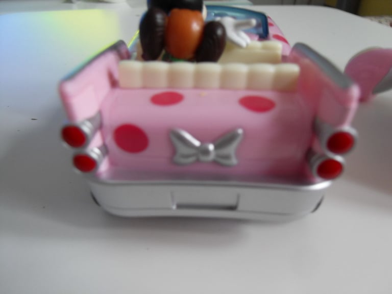 Disney Store Minnie Mouse Remote Control Car  Like-New