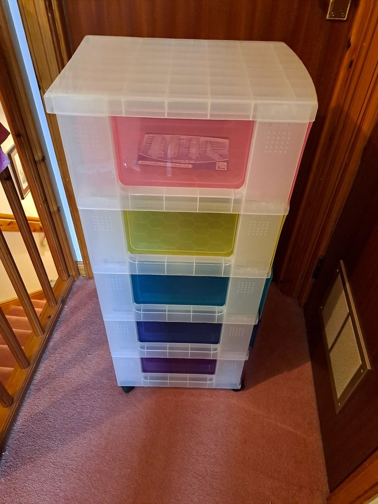 Large Plastic 5 Drawer Storage Unit on wheels - As new