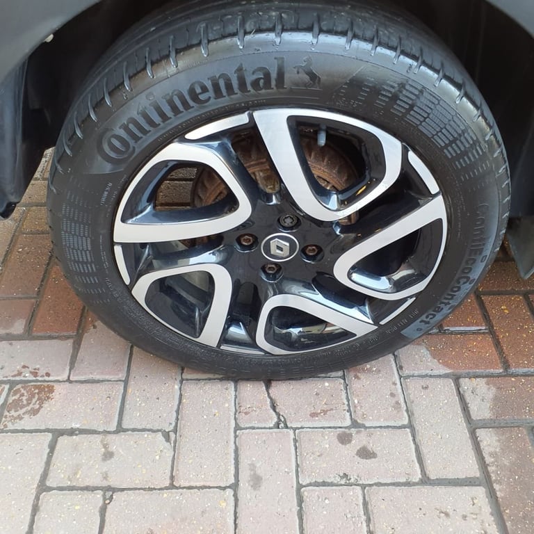 2018 68 RENAULT CAPTUR 0.9 TCE ENERGY ICONIC SUV 5DR PETROL MANUAL EURO 6 (S/S) 