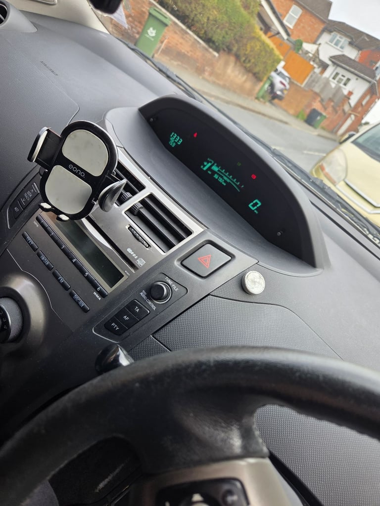 Toyota, YARIS, Hatchback, 2009, Manual, 1329 (cc), 5 doors