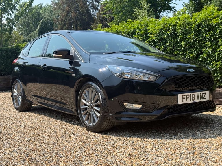 image for 2018 Ford Focus 1.0T EcoBoost ST-Line Euro 6 (s/s) 5dr Hatchback Petrol Manual