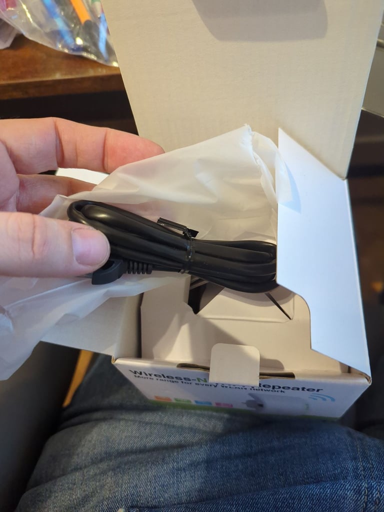 Wireless-N WiFi Repeater
