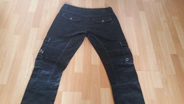 Vintage 00's BENCH  Fly Stud Cargo Jeans. Size : W36. L32