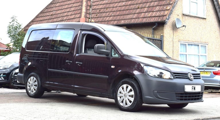 2013 Volkswagen Caddy Maxi 1.6 TDi C20 Maxi Life FWD 5dr (Window) MPV Diesel Manual