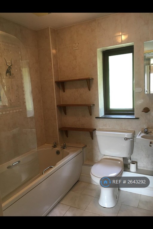 3 bedroom house in Heol Beca, Carmarthen, SA31 (3 bed) (#2643292)