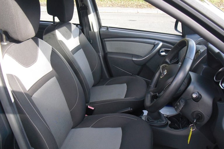 2018 Dacia Duster 1.5 dCi Nav+ SUV 5dr Diesel Manual Euro 6 (s/s) (110 ps) HATCHBACK Diesel Manual