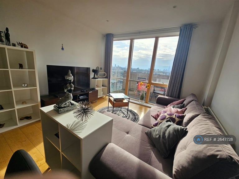 image for 3 bedroom flat in Hoey Court, London, E3 (3 bed) (#2647728)
