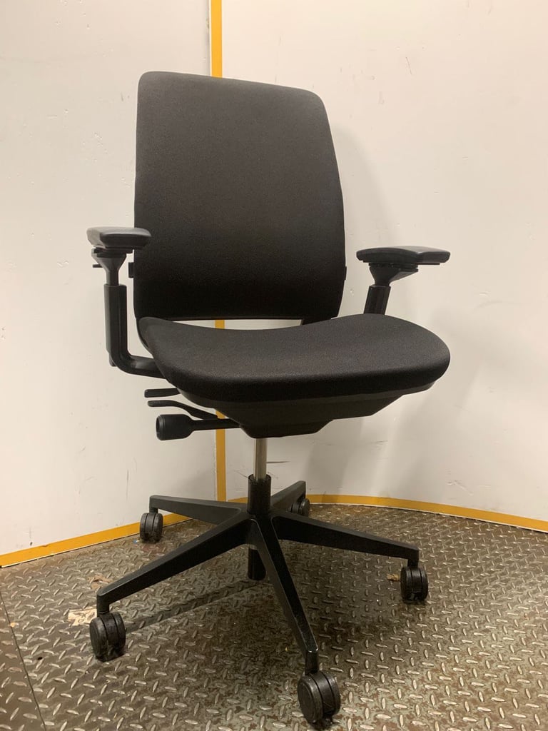 Steelcase Amia ergonomic chair with lumbar support (8 available)
