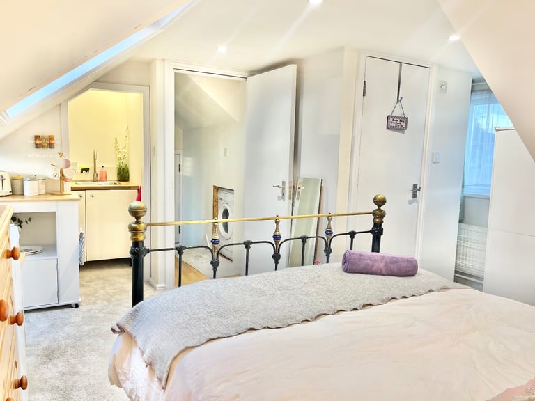 Beautiful Studio Near Cockfosters EN4