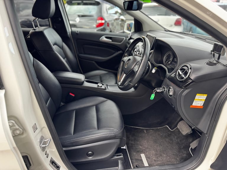 2025 Mercedes-Benz B-Class  Petrol Manual