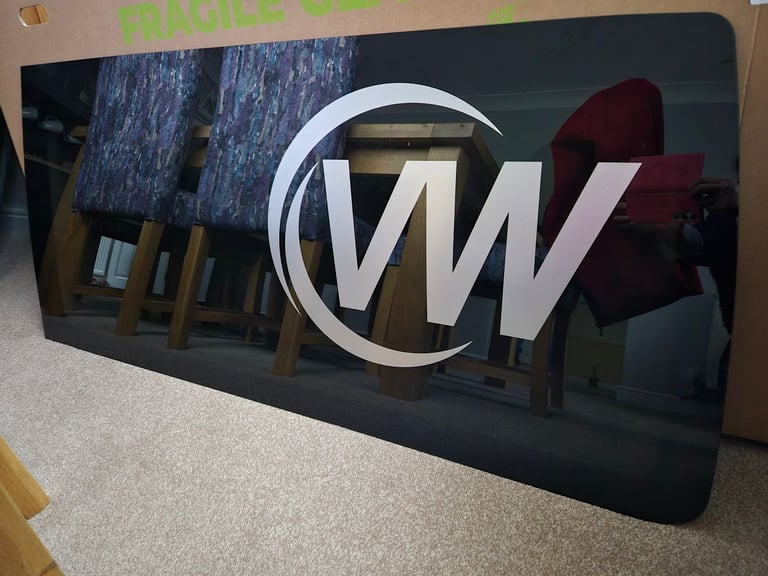 VW T6.1 LWB rear quarter window