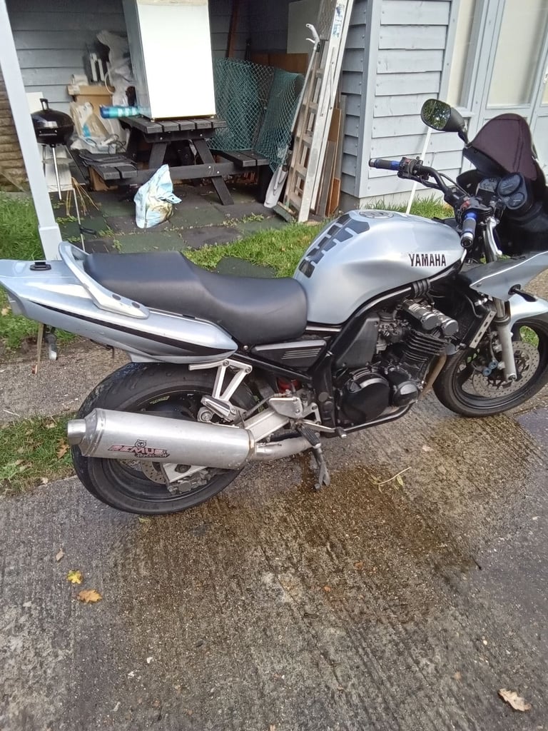 Yamaha, FZS, 2002, 599 (cc),FZS600 