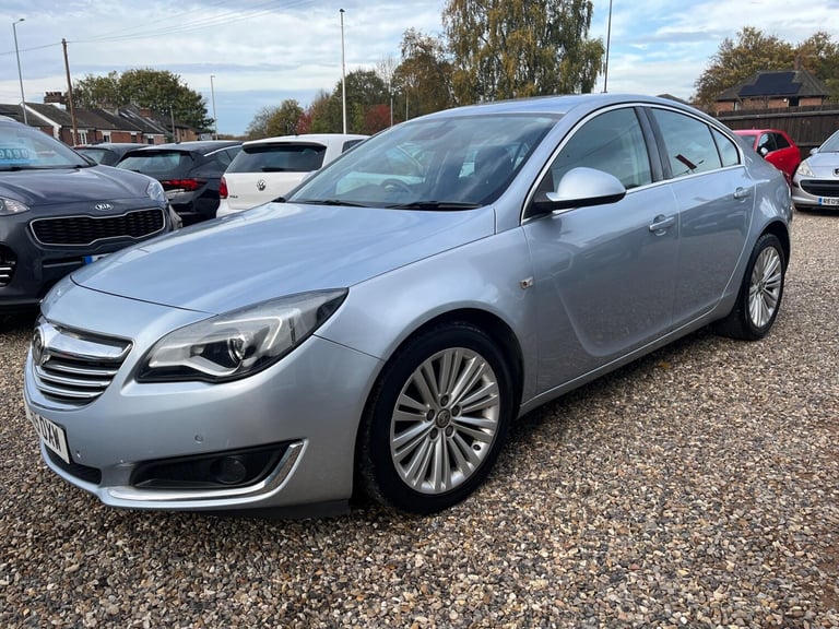 2015 Vauxhall Insignia 2.0 CDTi ecoFLEX Tech Line Euro 5 (s/s) 5dr HATCHBACK Diesel Manual