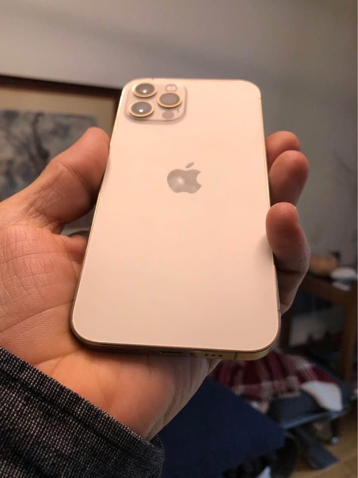 iPhone 12 Pro unlocked 512gb immaculate condition