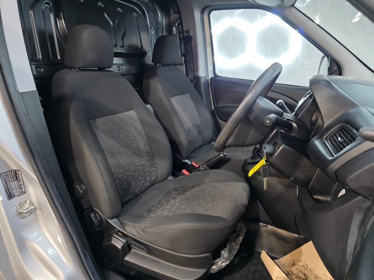 2017 Vauxhall Combo L1H1 2000 CDTI ECOFLEX S/S Panel Van Diesel Manual