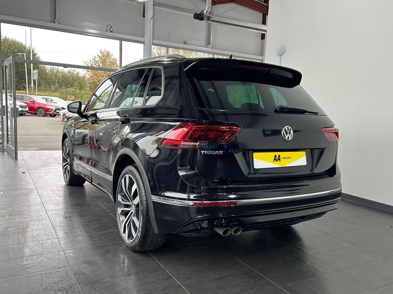 2020 Volkswagen Tiguan 2.0 TDI R-Line Tech SUV 5dr Diesel DSG Euro 6 (s/s) (150 ps) F/S/H X6!! 1 ...