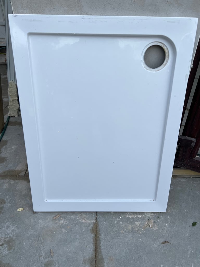 image for Shower Tray + Bi-Fold Screen 700×900 – Never Used – £190