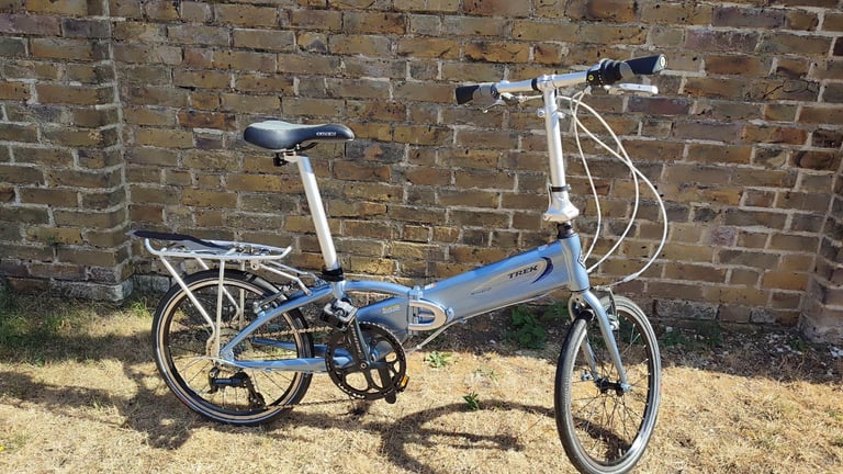 image for Rare and very presentable Trek F400 folding bike!