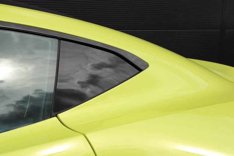  Aston Martin Vantage 4.0 V8 Auto Euro 6 2dr Petrol Automatic