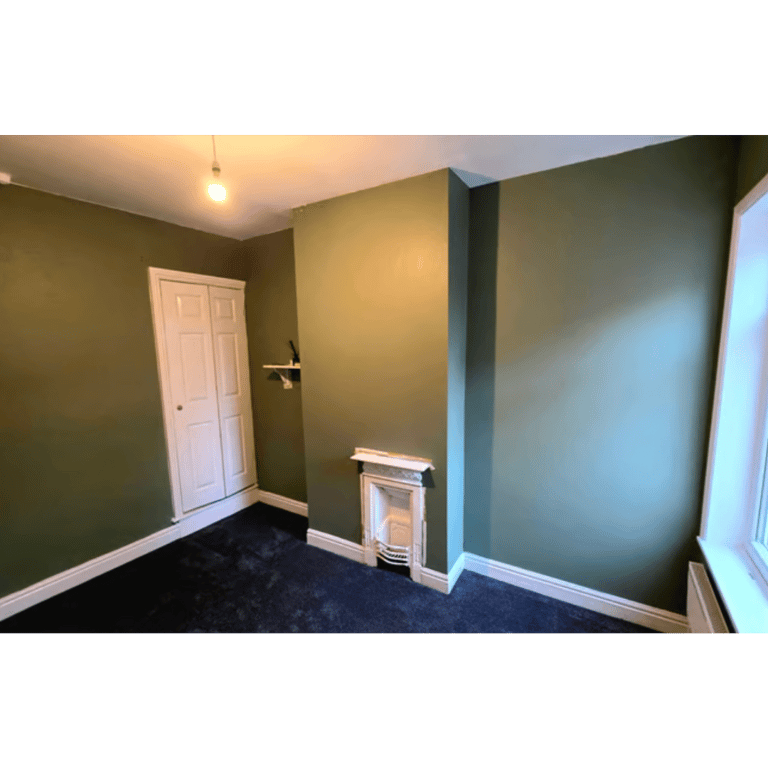 Modern 2-Bedroom House | Renovated | Fitted Kitchen | Parking | Garden | Burnside St., Derby - DE24