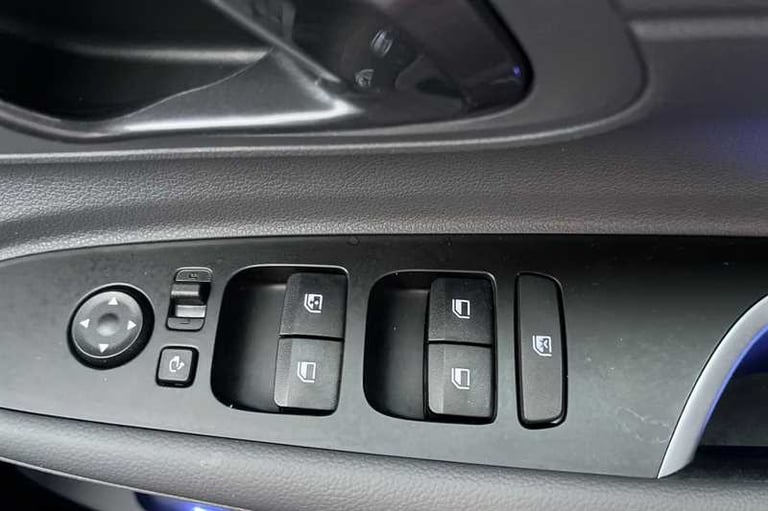 2024 Hyundai BAYON 1.0 T-GDi Ultimate SUV 5dr Petrol DCT Euro 6 (s/s) (100 ps) SUV Petrol Automatic