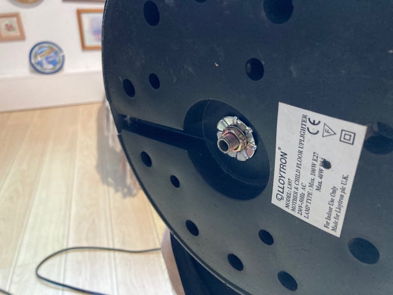 Vintage lloytron mother and child floor lamp