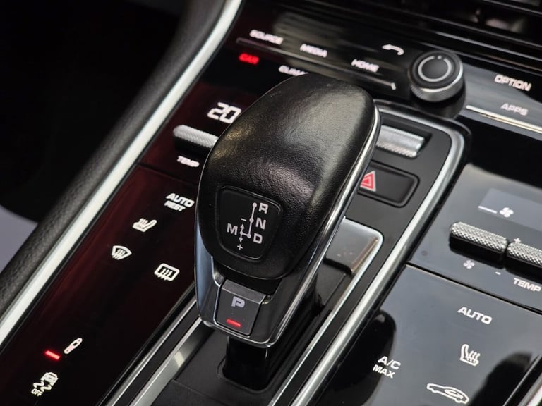 2018 Porsche Panamera 3.0 V6 4 5dr PDK HATCHBACK PETROL Automatic